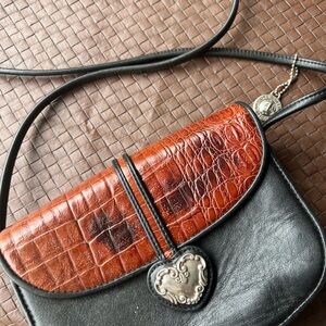 Brighton One World Brown Black Leather Crossbody Small Mini Purse Bag Heart